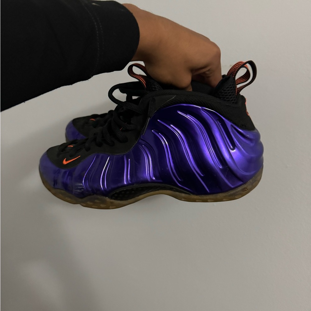 Nike Air Foamposite One
Phoenix Suns